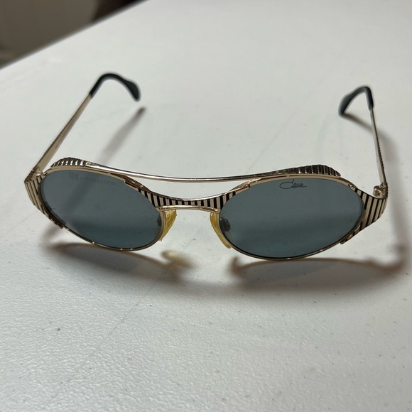 CAZAL Vintage Retro Made in Germany Gold Schwartz Oval Sunglasses Unisex - Picture 5 of 14